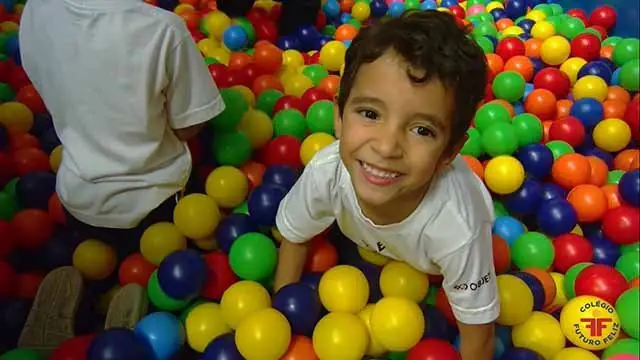 Vídeo Institucional Colégio Futuro Feliz